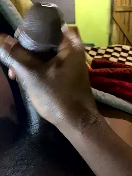 Snapshot of GangsterCouple-Aimy-Jonny chatting on January 11, 2026, 10:48 pm GangsterCouple-Aimy-Jonny online show from January 11, 2026, 10:48 pm