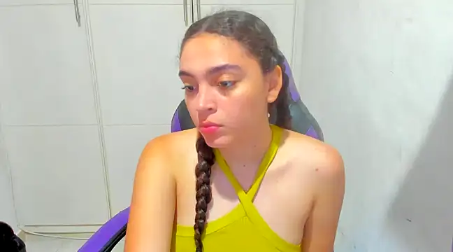 Snapshot of Lily_anal_squirt_ chatting on December 22, 2024, 7:10 pm Lily anal squirt online show from December 22, 2024, 7:10 pm