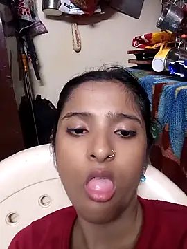 Snapshot of BabySlimmy10 chatting on September 21, 2025, 8:10 pm BabySlimmy10 online show from September 21, 2025, 8:10 pm