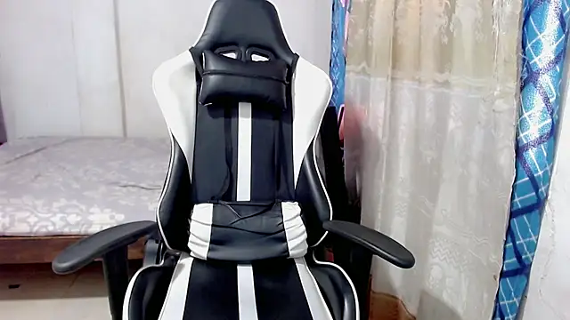 danilo302209 online show from March 18, 2025, 5:53 pm