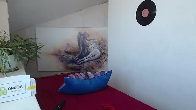 Snapshot of Luxuriouss_s chatting on September 26, 2025, 4:16 am Luxuriouss s online show from September 26, 2025, 4:16 am