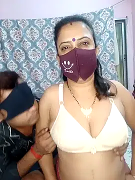 Snapshot of Cute-manisha chatting on January 10, 2025, 2:04 am Cute-manisha online show from January 10, 2025, 2:04 am