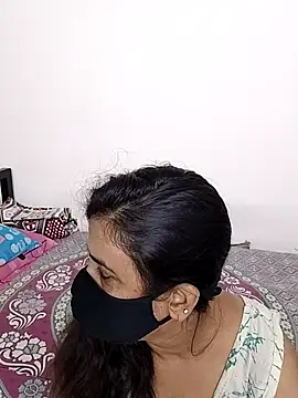 Snapshot of Cute-manisha chatting on April 12, 2026, 12:10 pm Cute-manisha online show from April 12, 2026, 12:10 pm