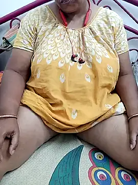 Hotty-rumi online show from November 10, 2025, 4:39 pm