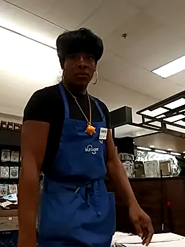 Snapshot of kobrashekyng chatting on October 31, 2025, 3:02 pm kobrashekyng online show from October 31, 2025, 3:02 pm