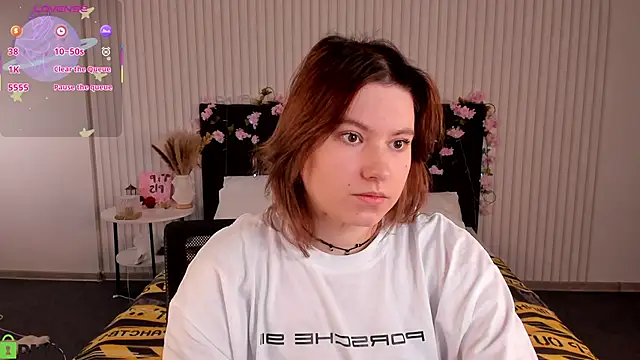 Snapshot of Bonni_Meiz chatting on December 16, 2025, 3:11 am Bonni Meiz online show from December 16, 2025, 3:11 am