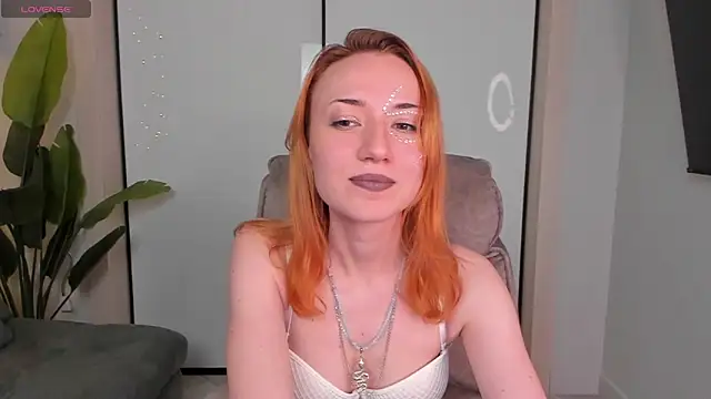 Maddy Garcia online show from January 5, 2025, 2:38 am