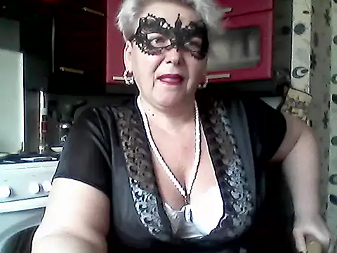 Lisa Suzie online show from March 18, 2026, 9:01 am