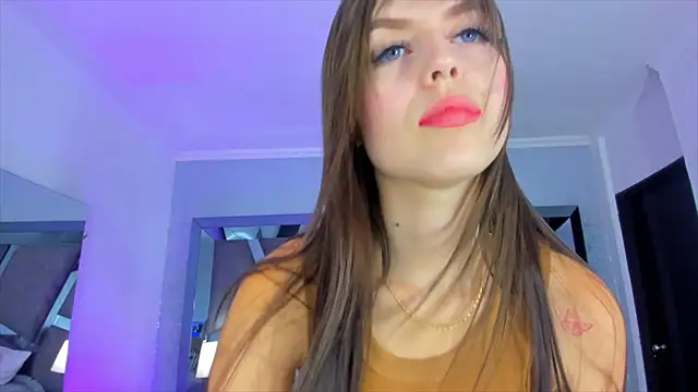 Snapshot of AlliJadid chatting on February 25, 2025, 10:47 am AlliJadid online show from February 25, 2025, 10:47 am