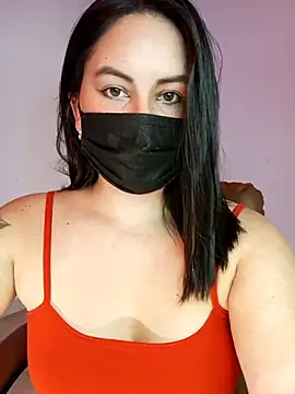 Aiunii1 online show from November 18, 2025, 3:16 pm