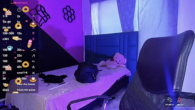 dakota-bright01 online show from January 31, 2025, 3:33 pm