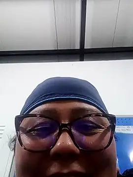 Darly Gomez online show from December 28, 2024, 5:02 am