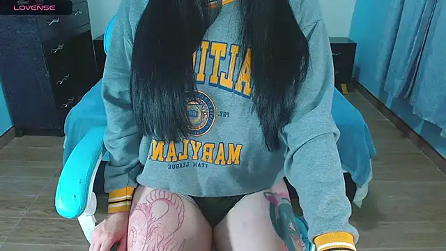 Snapshot of karla_zambrano chatting on November 26, 2025, 8:54 pm karla zambrano online show from November 26, 2025, 8:54 pm