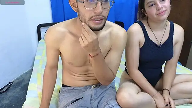 Snapshot of YuKinaHentaiI chatting on March 16, 2025, 12:55 pm YuKinaHentaiI online show from March 16, 2025, 12:55 pm