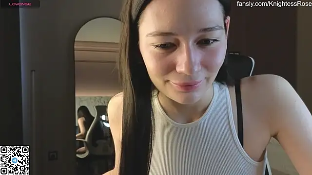 Misty Rose online show from January 19, 2025, 5:48 am