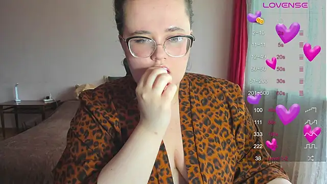 Jessica Joy online show from May 15, 2026, 6:31 am