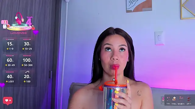 Tamaraa Serra online show from October 8, 2025, 6:05 pm