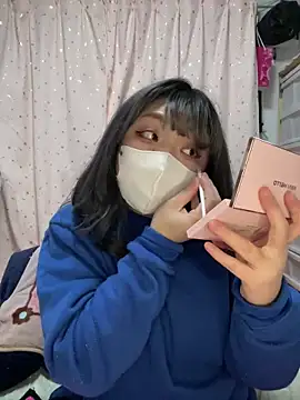 YUNA-yuna online show from February 21, 2025, 4:26 pm