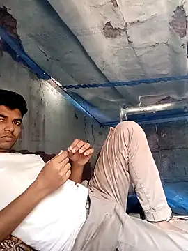 Roni1028 online show from March 18, 2026, 8:06 am