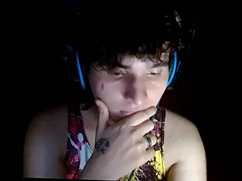 Charley quin online show from March 16, 2026, 1:33 am