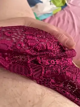 Snapshot of EhemannTotti chatting on April 5, 2026, 8:44 am EhemannTotti online show from April 5, 2026, 8:44 am