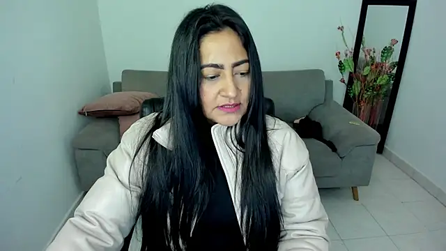 Snapshot of Adele_Sweett chatting on January 9, 2026, 10:51 am Adele Sweett online show from January 9, 2026, 10:51 am