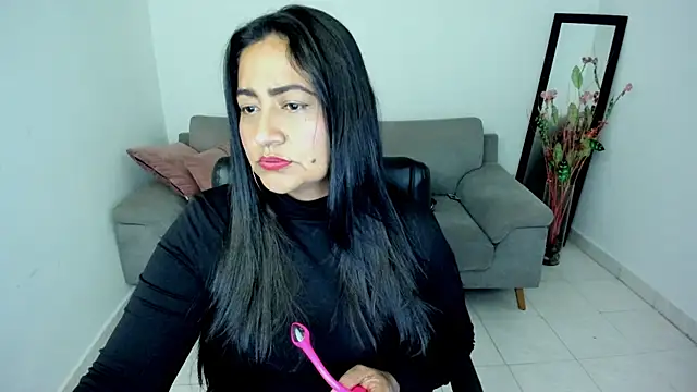 Snapshot of Adele_Sweett chatting on March 27, 2026, 10:48 am Adele Sweett online show from March 27, 2026, 10:48 am