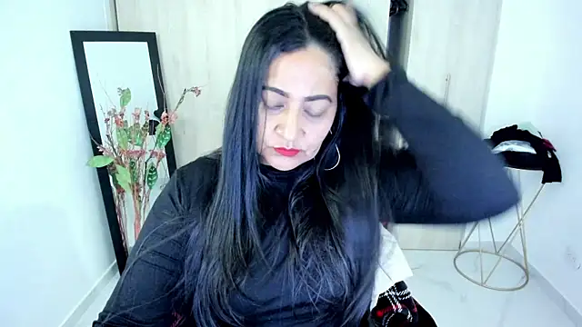 Snapshot of Adele_Sweett chatting on May 12, 2026, 10:45 am Adele Sweett online show from May 12, 2026, 10:45 am