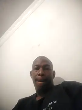 Snapshot of zuludog chatting on May 16, 2026, 3:47 am zuludog online show from May 16, 2026, 3:47 am