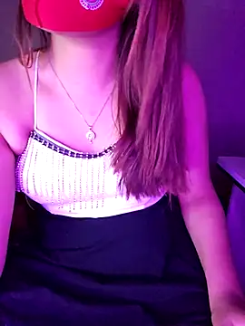 Olivia3 online show from February 7, 2025, 10:52 pm