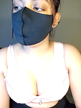 Olivia3 online show from November 4, 2025, 8:52 pm