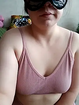 Snapshot of Miranda_Nancy chatting on January 31, 2025, 10:20 am Miranda Nancy online show from January 31, 2025, 10:20 am