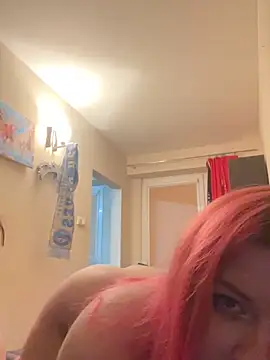 Llorey04 online show from March 1, 2026, 9:50 pm