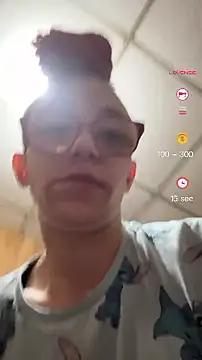 Stonermama666420 online show from February 12, 2026, 6:58 pm