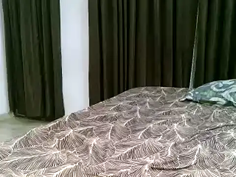 Snapshot of Hritvika chatting on April 15, 2026, 4:03 pm Hritvika online show from April 15, 2026, 4:03 pm