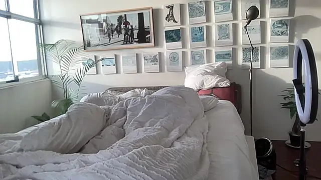 Snapshot of pamela69mike chatting on March 13, 2025, 4:49 am pamela69mike online show from March 13, 2025, 4:49 am