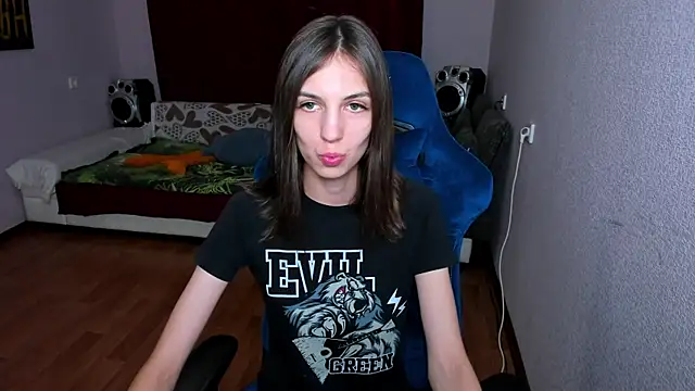 Venera66615 online show from March 18, 2025, 4:37 pm