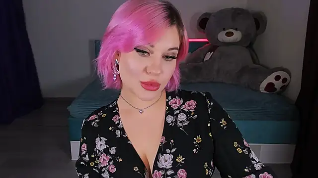 Snapshot of evaharve chatting on December 11, 2024, 12:44 am evaharve online show from December 11, 2024, 12:44 am