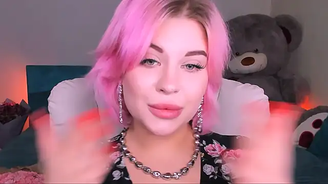 Snapshot of evaharve chatting on December 18, 2024, 10:35 pm evaharve online show from December 18, 2024, 10:35 pm