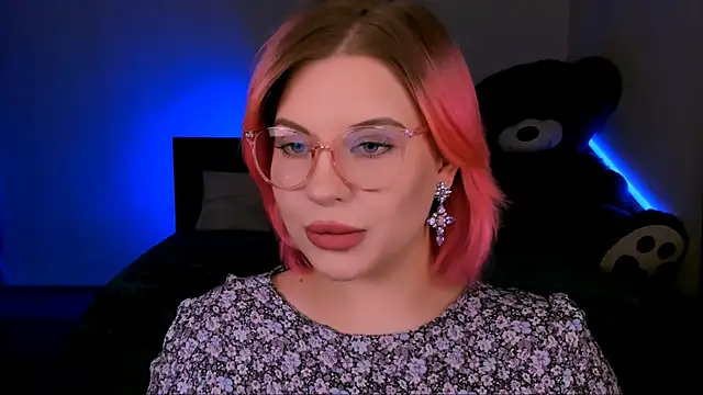 Snapshot of evaharve chatting on March 4, 2025, 8:49 pm evaharve online show from March 4, 2025, 8:49 pm