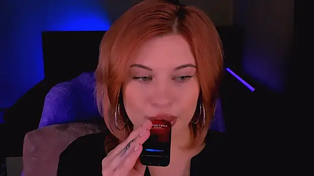 Snapshot of evaharve chatting on October 11, 2025, 6:12 am evaharve online show from October 11, 2025, 6:12 am