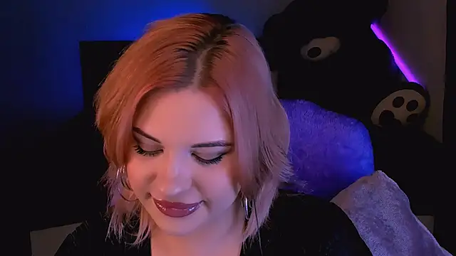 Snapshot of evaharve chatting on October 22, 2025, 7:02 pm evaharve online show from October 22, 2025, 7:02 pm