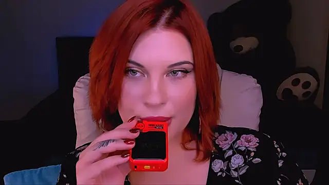 Snapshot of evaharve chatting on November 15, 2025, 10:37 pm evaharve online show from November 15, 2025, 10:37 pm