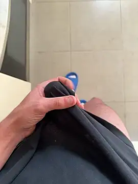 Snapshot of 234luca chatting on December 10, 2024, 12:27 pm 234luca online show from December 10, 2024, 12:27 pm