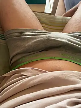 Snapshot of 234luca chatting on February 4, 2025, 3:04 pm 234luca online show from February 4, 2025, 3:04 pm