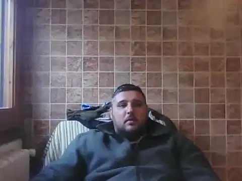  revianzip1 online show from March 4, 2025, 5:13 pm