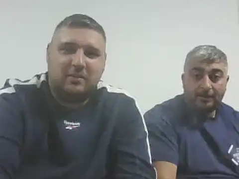  revianzip1 online show from November 3, 2025, 5:25 pm