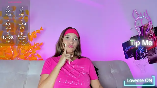 HaleyAmaya online show from September 12, 2025, 7:14 pm