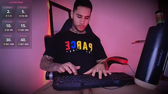 Snapshot of Junihn0 chatting on January 6, 2026, 7:06 pm Junihn0 online show from January 6, 2026, 7:06 pm