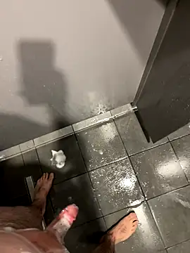 Snapshot of Loco42- chatting on October 4, 2025, 11:08 am Loco42- online show from October 4, 2025, 11:08 am